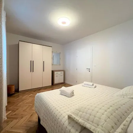 Apartment Makarska * Makarska