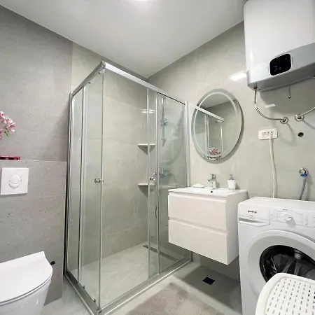 Apartment Apartment Makarska